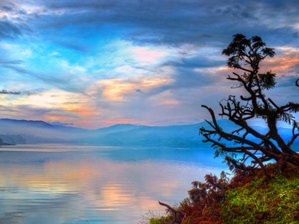 Why You Should Visit Umiam Lake