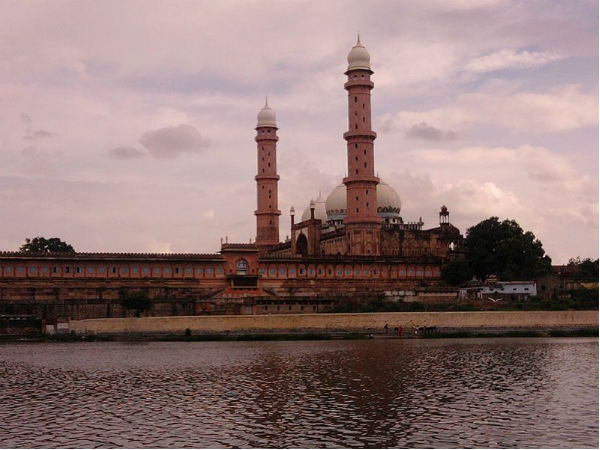 Places Of Interest Around Van Vihar