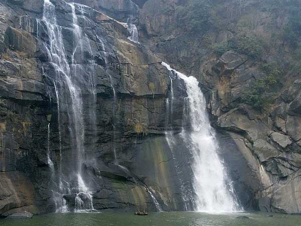 Hundru Falls