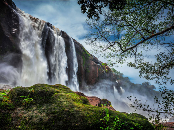 1. Athirappilly Falls