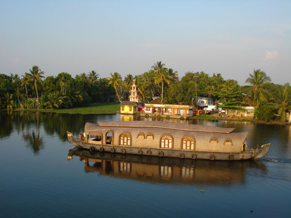 1. Kuttanad Backwaters