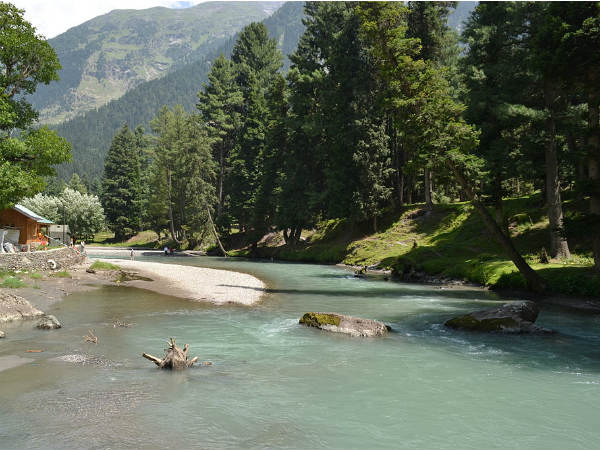 Best Time To Visit Betaab Valley