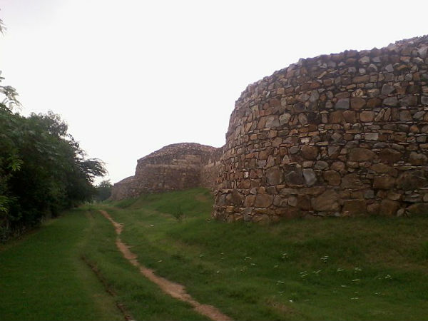 How To Reach This Fort