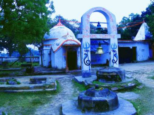 Other Places Of Interest Near Sita Kund