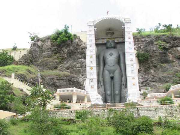 25. Barwani