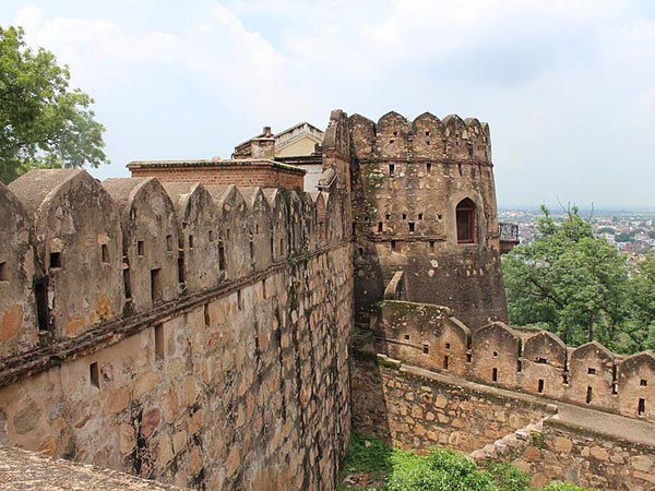22. Jhansi