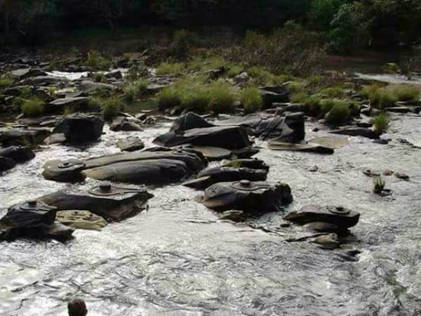 3) Sahasralinga