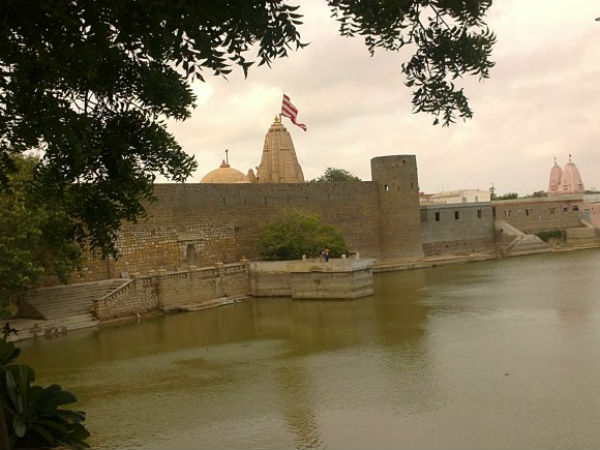 Nearby Tourist Attractions