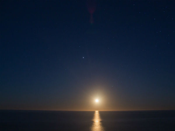 7) Place To See Sunset And Moonrise Simultaneously