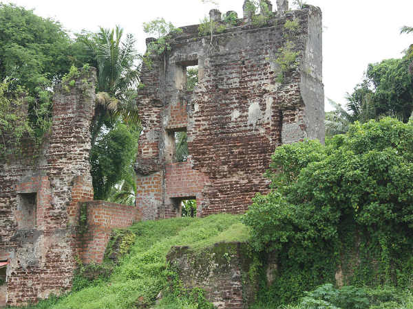 The History And Surroundings Of Tangasseri Fort