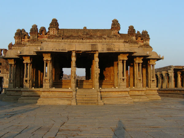 4) Vitthala Temple, Hampi