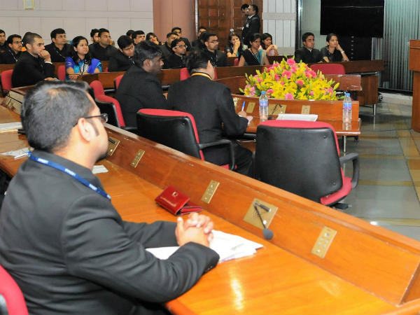 4) The Land Of IAS Officers