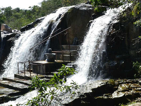 5) Kaigal Falls