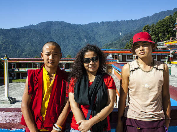 7) Has A Rich Culture And Friendly People