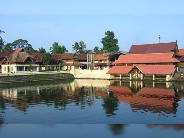 4) Ambalapuzha Temple