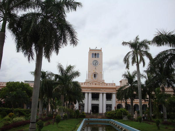 4) Annamalai University