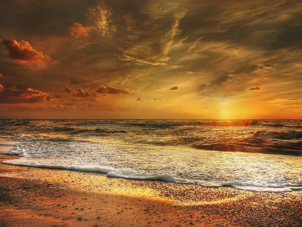 3) Sanguthurai Beach