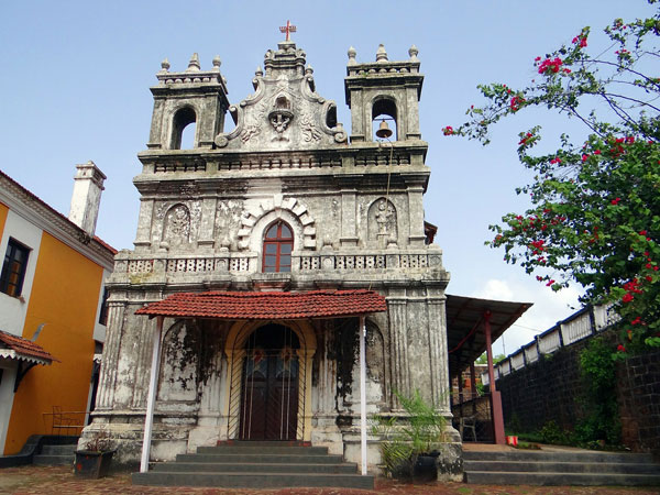 5) Terekhol Fort