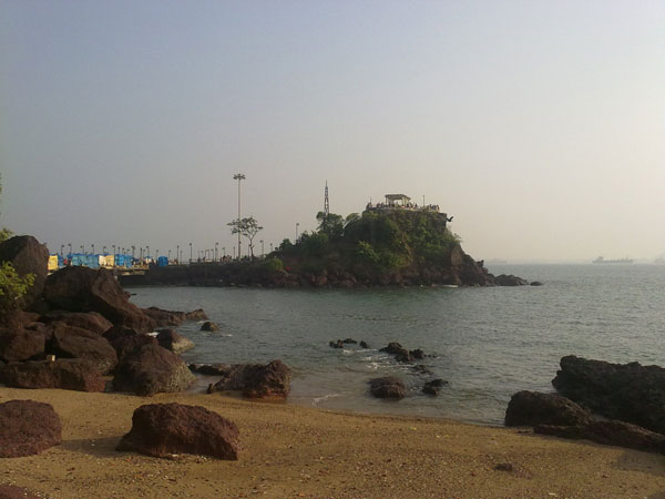 Dona Paula Jetty