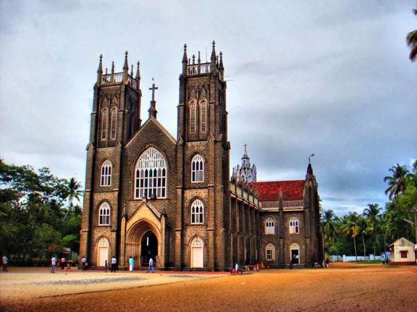 3) St. Andrew's Basilica Arthunkal