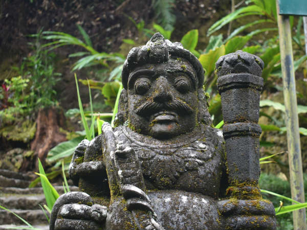 4) Shri Kaleshwar Temple