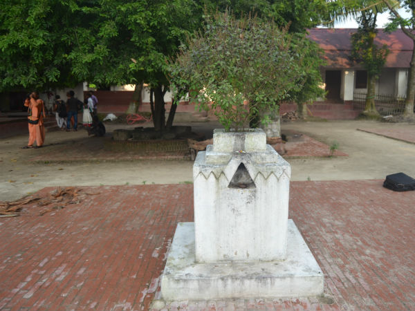 2) Tulsi Mandir