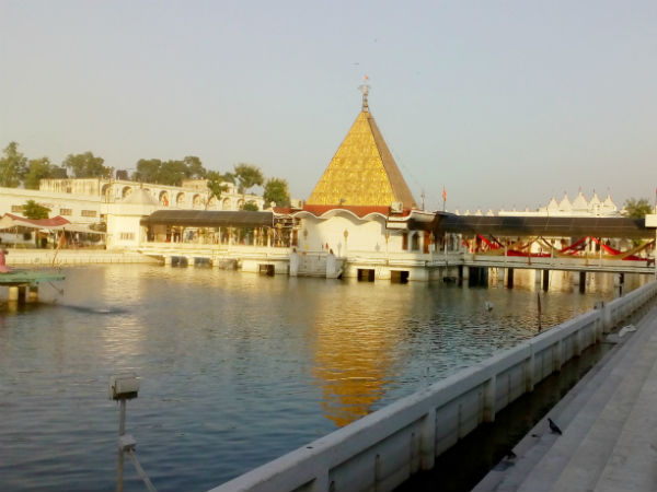 3) Devi Talab Mandir