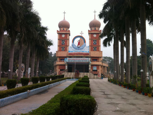 7) St. Mary Cathedral Church