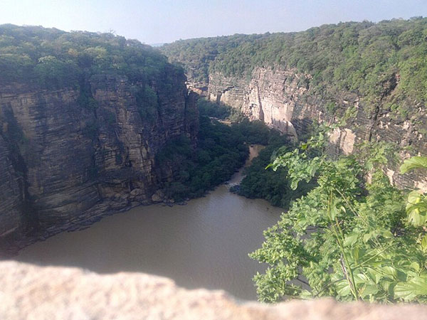 3) Mukkha Falls: