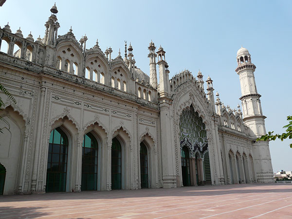 6) Feel The Peace At Jama Masjid: