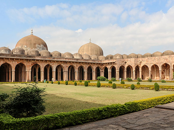 2. Jama Masjid