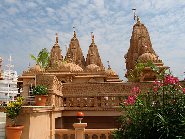 2. Swaminarayan Temple