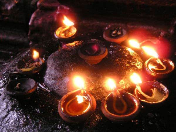 3) Sri Damodar Temple: