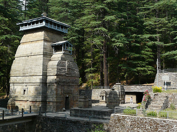 3) Dandeshwar Temple Complex