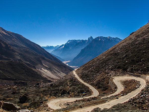 5) Lachung: