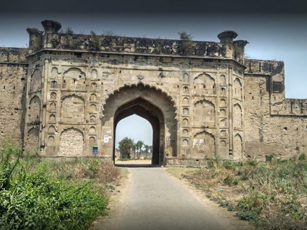 5) Najibudaulah's Fort: