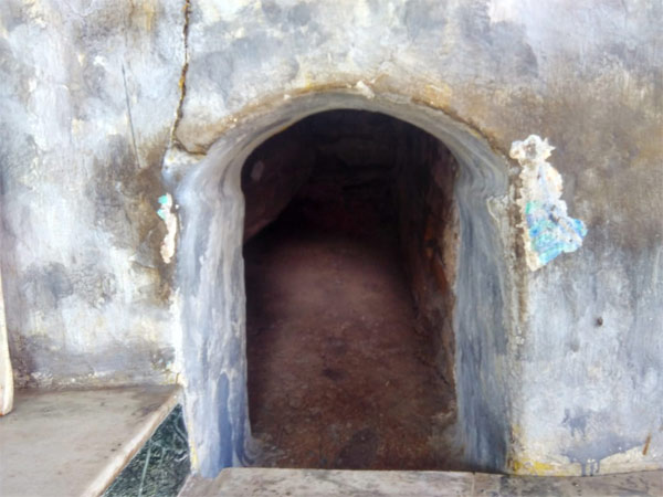 1. Vyas Cave