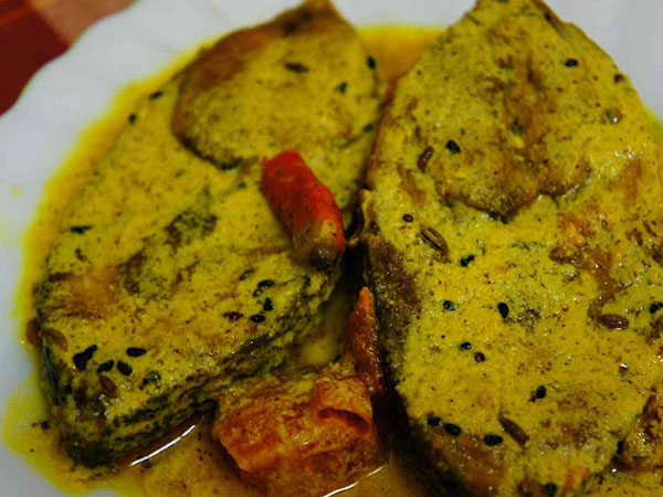 4. Ilish Machcher Jhol