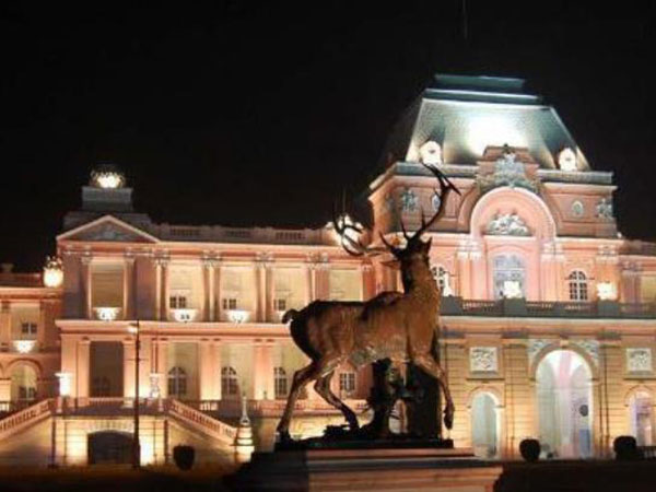 2. Jagatjit Palace