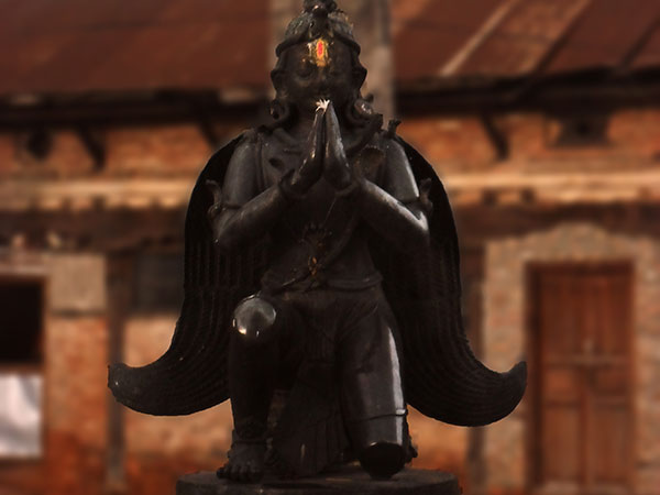 4. Nachiyar Koil – Kal Garuda