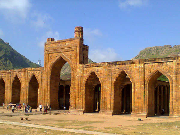 2. Jama Al-Tamish Or Adhai Din-Ka-Jhonpra