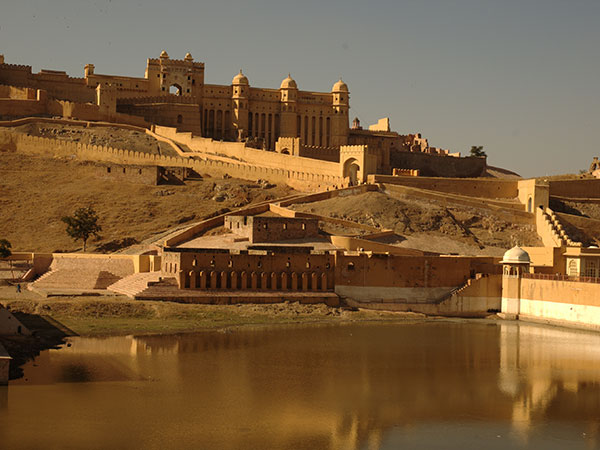 2. Amber Fort