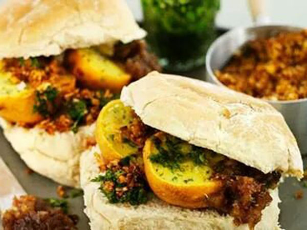 1. Vada Pav