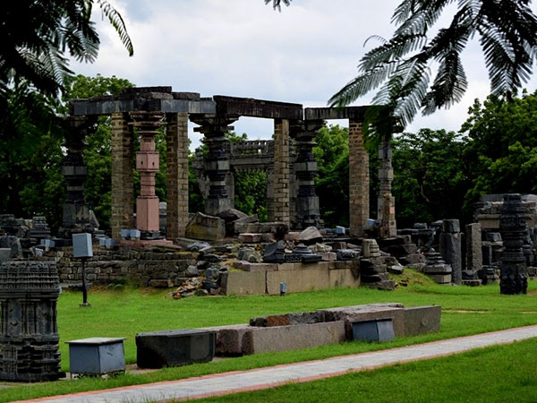 5) Warangal Fort, Warangal, Telangana