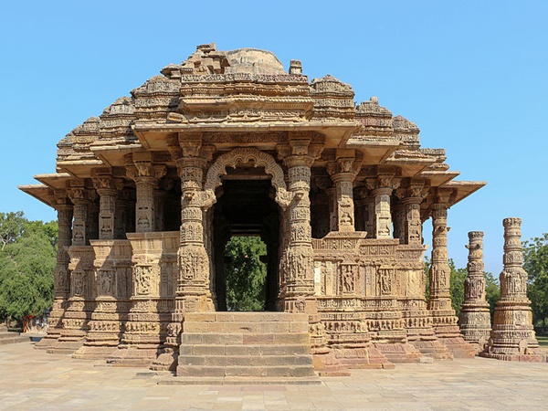 4. Sun temple in Modhera