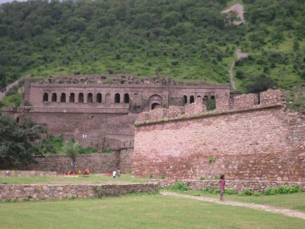 2. Bhangarh Fort
