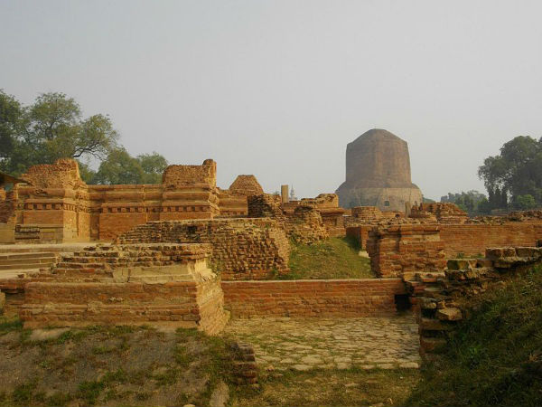 2. Chaukhandi Stupa
