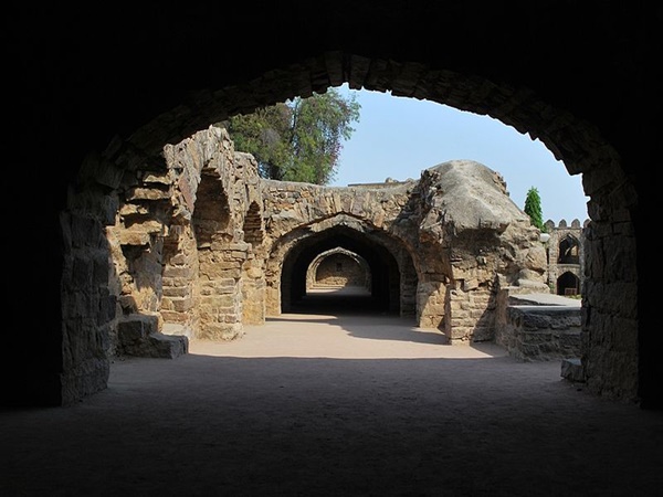 8. Golconda Fort
