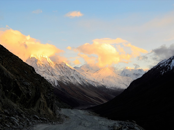 6. Zoji La Pass