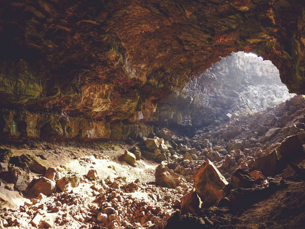 Jambuvan Caves